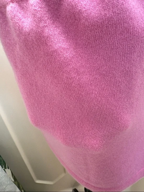 Women's CASHMERE Pink Knit Cami Tank Top - Classic Strappy Style - Picture 5 of 8